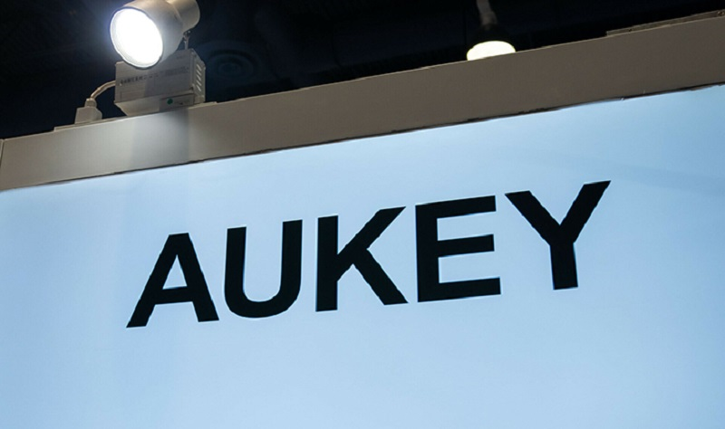 Aukey là một hãng chuyên sản xuất các phụ kiện từ Thâm Quyến, Trung Quốc