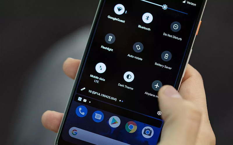 Không tắt Bluetooth khi kích hoạt chế độ máy bay
