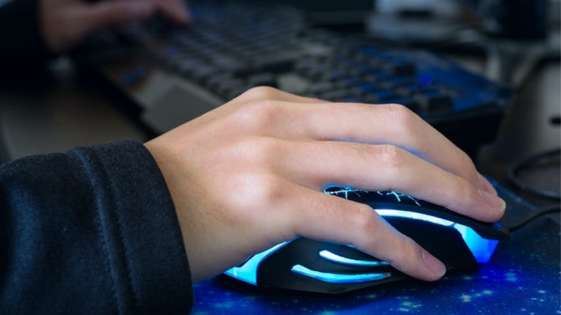 Chuột gaming là công cụ rất quan trọng đối với game thủ