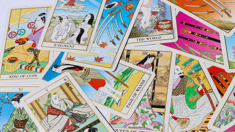 Một vài lá bài bổ trợ cho The Magician trong Tarot
