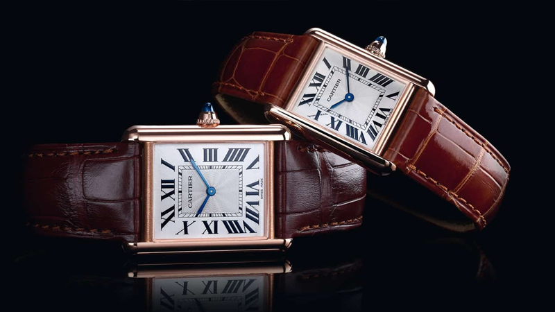 Đồng hồ Cartier với chất liệu dây da