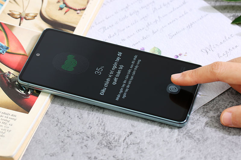 Tính năng vân tay ẩn dưới màn hình