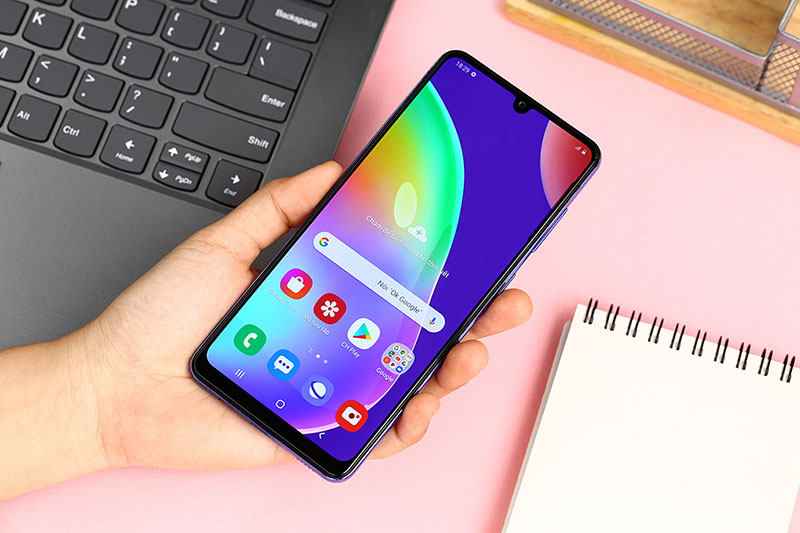 Thiết kế đặc trưng của dòng Galaxy A 2020