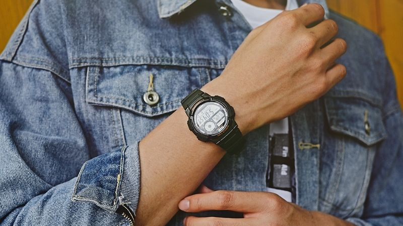 Màu sắc nổi bật, có khả năng chịu va đập tốt Màu sắc nổi bật, có khả năng chịu va đập tốt