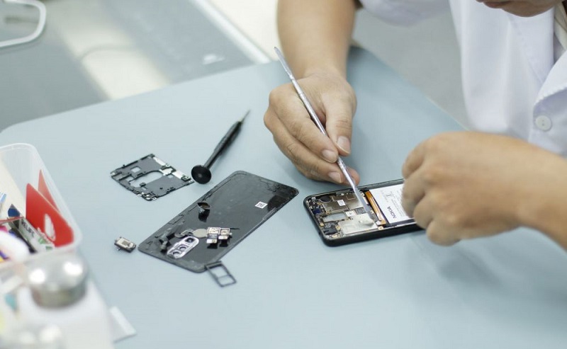 Tìm đến ký thuật viên để được tư vấn kiểm tra an toàn