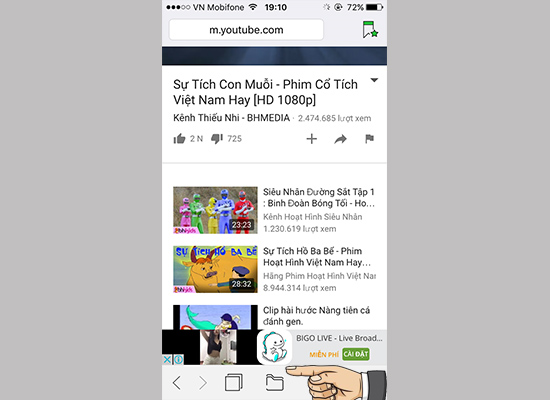 Để xem video đã tải về > Chọn biểu tượng File