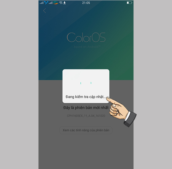 Máy báo đang kiểm tra bản cập nhật.