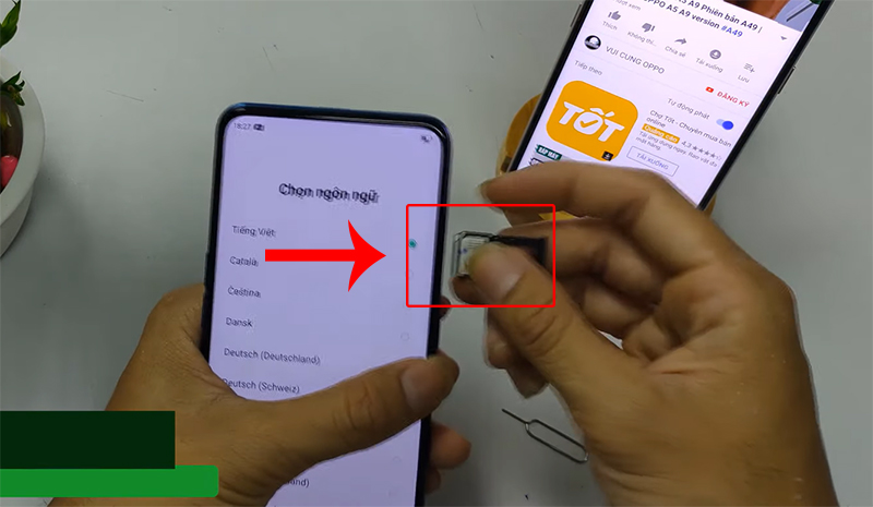 Gắn thẻ SIM có hỗ trợ mạng dữ liệu 4G