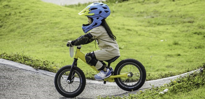 6 lợi ích tuyệt vời của xe thăng bằng mang lại cho bé