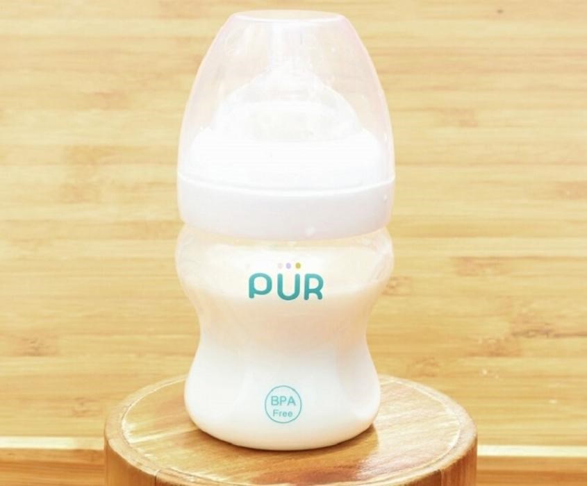 Bình sữa Pur có chất liệu an toàn, không chứa BPA