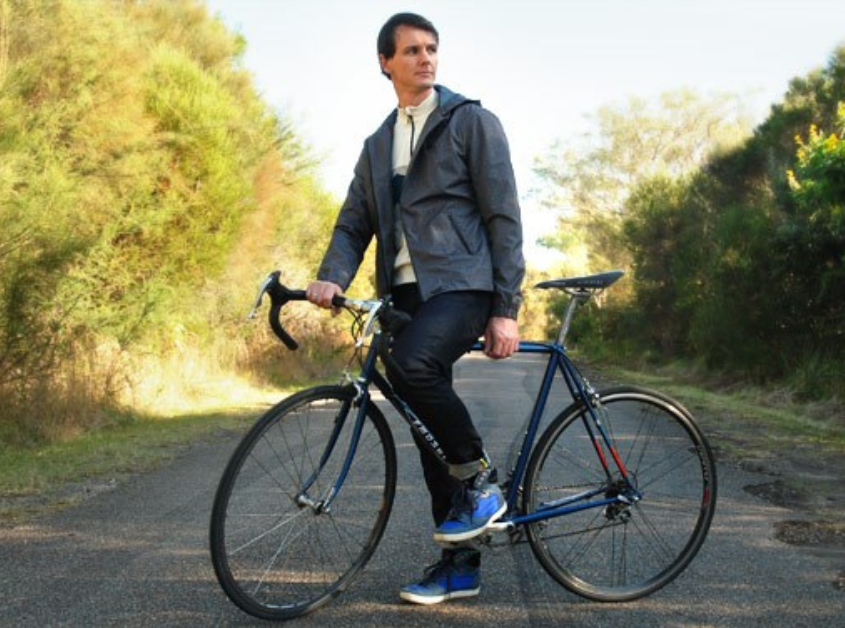 Một ngõ quê yên tĩnh