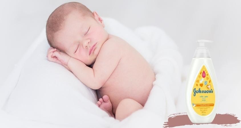 Sữa tắm cho bé Johnson's Baby hương sữa và yến mạch 500 ml có thể lưu hương lên đến 6 giờ