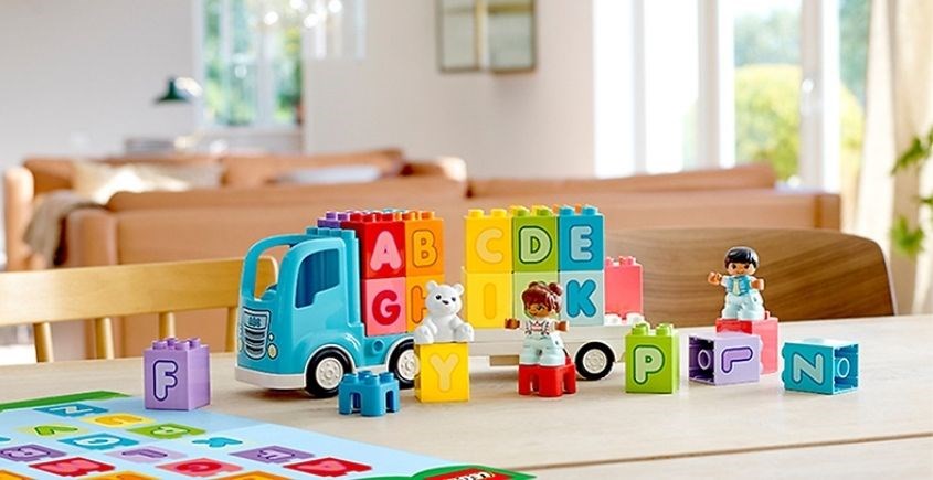 Đồ chơi đoàn tàu học chữ Lego Duplo