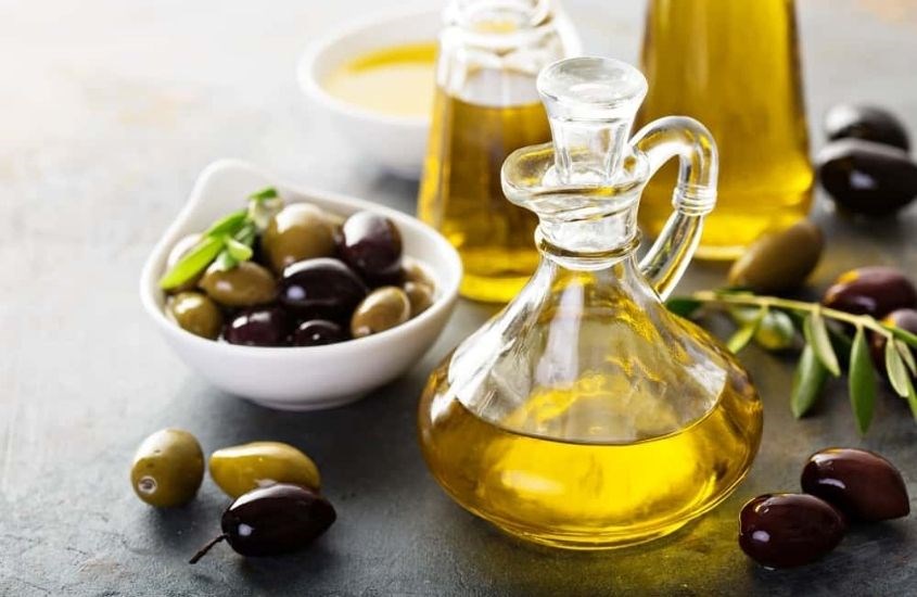 Không được sử dụng dầu olive với nhóm đối tượng nào?