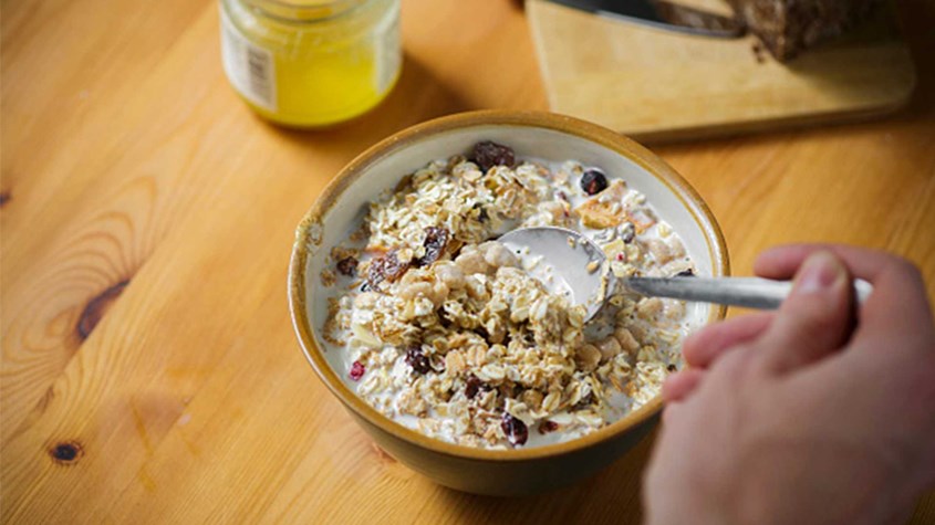 Người bị chứng rối loạn tiêu hóa nên tránh ăn yến mạch