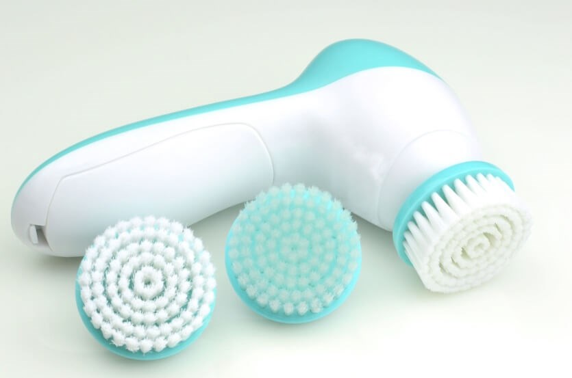 Không thay đầu cọ định kì dễ nhiễm khuẩn