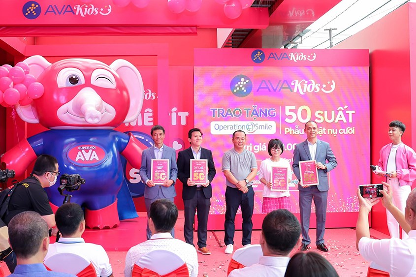AVAKids gửi tặng món quà lưu niệm đến Quý Đối tác