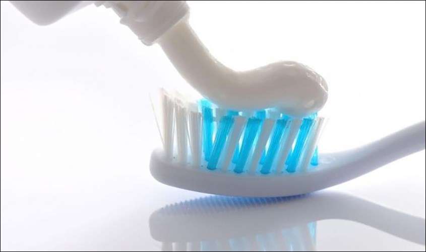 Microbead có tác dụng làm trắng răng, loại bỏ các vết ố vàng