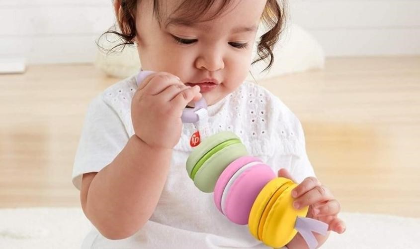 Đồ chơi lục lạc macaron Fisher Price 19 GRR45