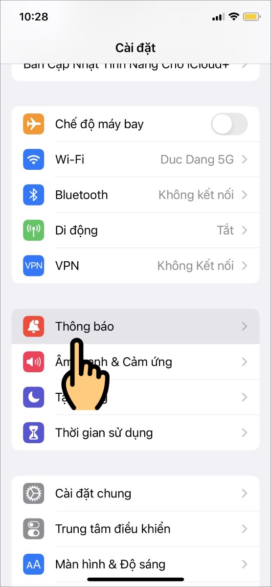 Nhấn v&agrave;o mục Th&ocirc;ng b&aacute;o
