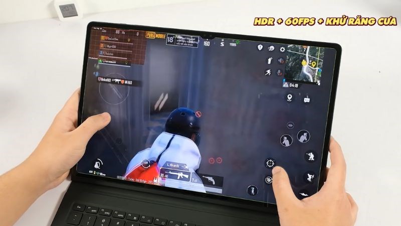 Galaxy Tab S8 Ultra khi trải nghiệm PUBG Mobile