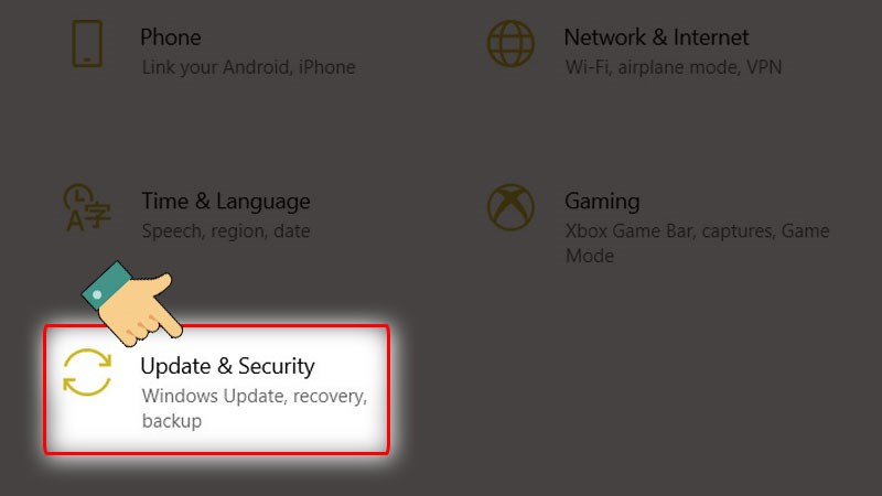 Chọn mục Update & Security