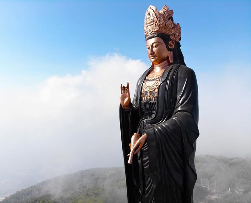 Tượng Phật Bà cao nhất Đông Nam Á