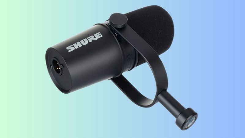 Micro c&oacute; d&acirc;y Shure MV7 K BNDL