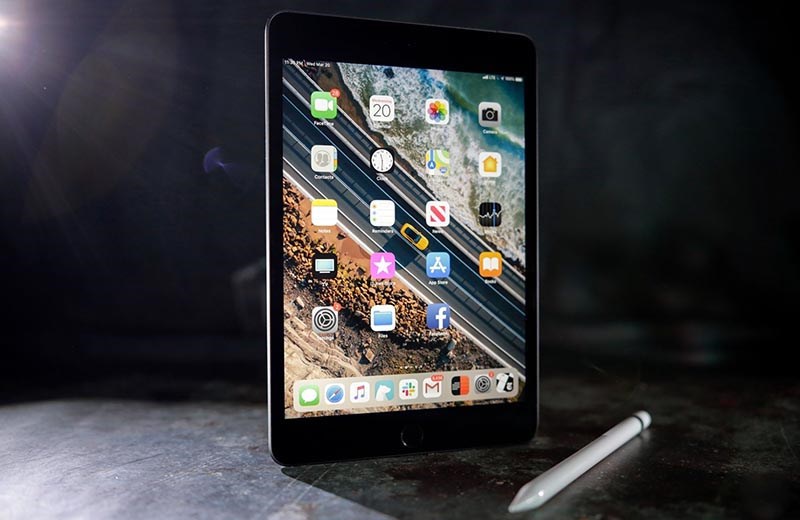 Màn hình 7.9 inch nhỏ gọn Màn hình 7.9 inch nhỏ gọn