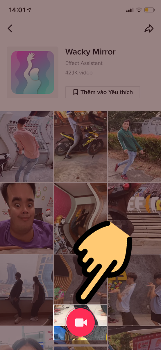Nhấn nút quay video ở dưới Nhấn nút quay video ở dưới