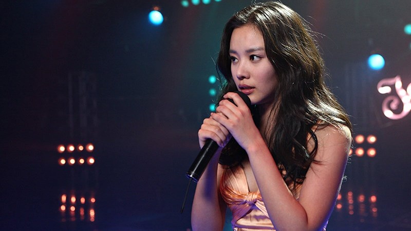 Nữ chính trong Sắc Đẹp Ngàn Cân
