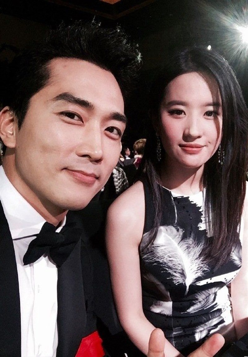 Cặp đôi Lưu Diệc Phi và Song Seung Hun