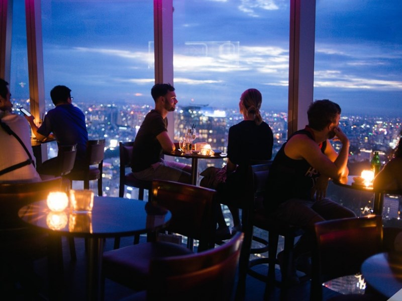 Hình ảnh. Bar Eon 52 Heli với view cực đẹp toàn thành phố Sài Gòn