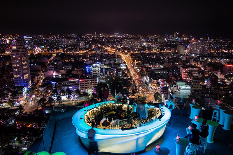 Hình ảnh. Chill Sky Bar có view đẹp nhất Sài Gòn