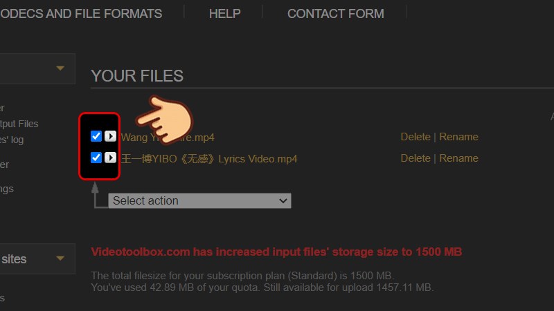 Video bạn vừa tải l&ecirc;n sẽ hiển thị trong phần Your files, t&iacute;ch v&agrave;o những video bạn muốn gh&eacute;p ch&uacute;ng lại với nhau