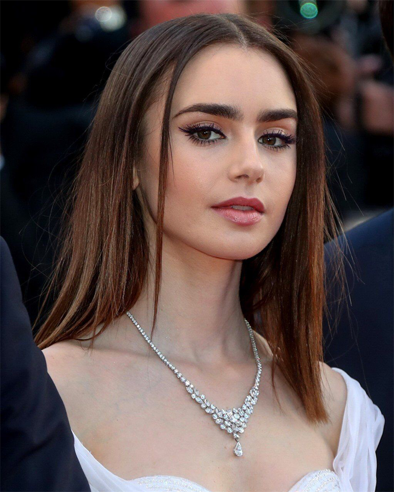 Nét đẹp thơ mộng, thanh lịch của cô nàng Lily Collins