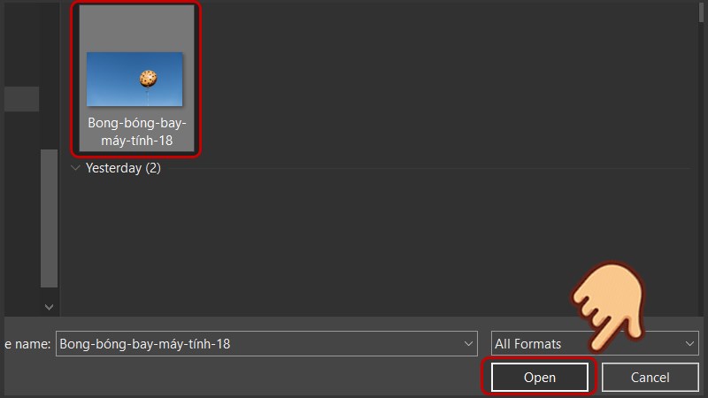 Chọn v&agrave;o h&igrave;nh ảnh muốn x&oacute;a background v&agrave; nhấn Open