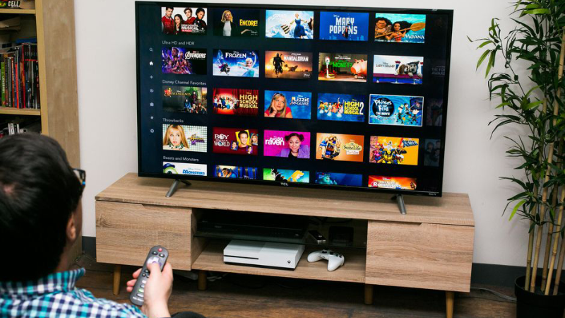 Khi xem phim tr&ecirc;n Disney+ bạn sẽ kh&ocirc;ng bị quảng c&aacute;o l&agrave;m phiền