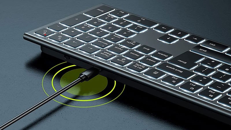 Sạc pin cho b&agrave;n ph&iacute;m Bluetooth