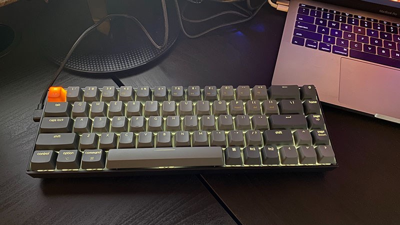 B&agrave;n ph&iacute;m cơ