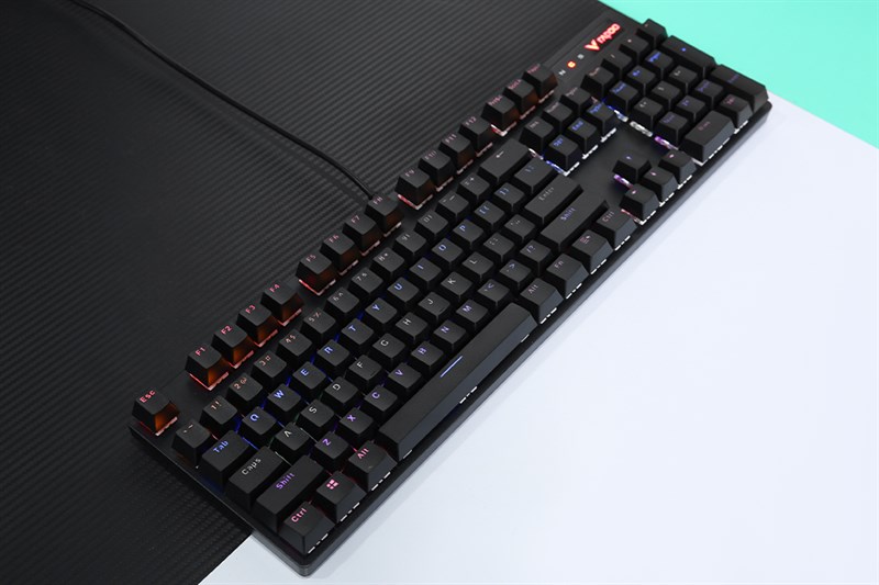 B&agrave;n ph&iacute;m cơ Gaming Rapoo V500 Pro (Đen)