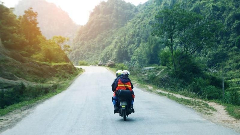 Du lịch bụi là gì? Kinh nghiệm để có chuyến du lịch an toàn, thú vị cho người mới