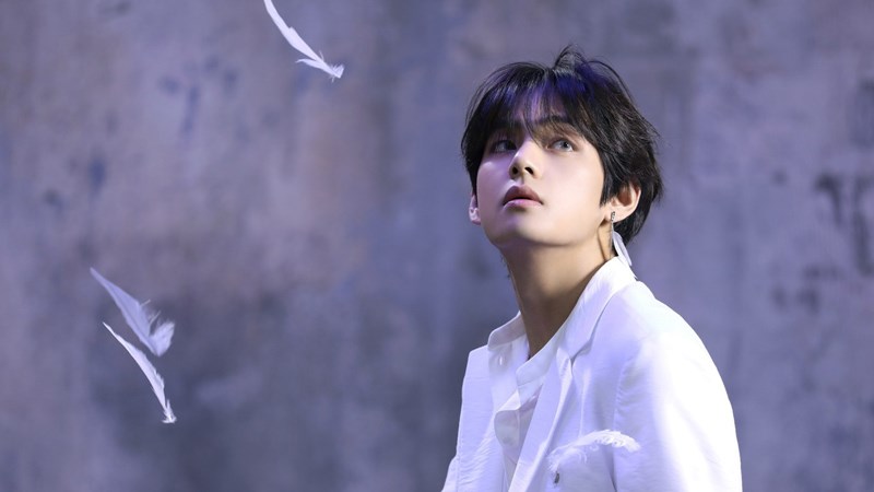 Người bạn yêu thích nhất là V (Kim Taehyung) thì V chính là Bias của bạn Người bạn yêu thích nhất là V (Kim Taehyung) thì V chính là Bias của bạn