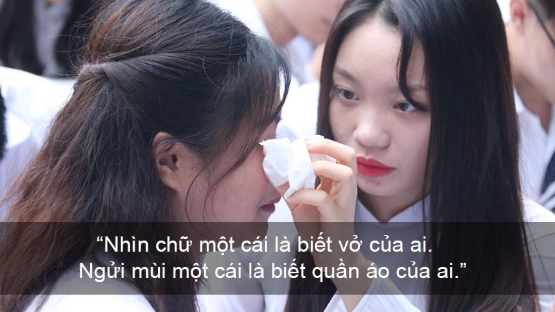Nhìn chữ một cái là biết vở của ai. Ngửi mùi một cái là biết quần áo của ai.