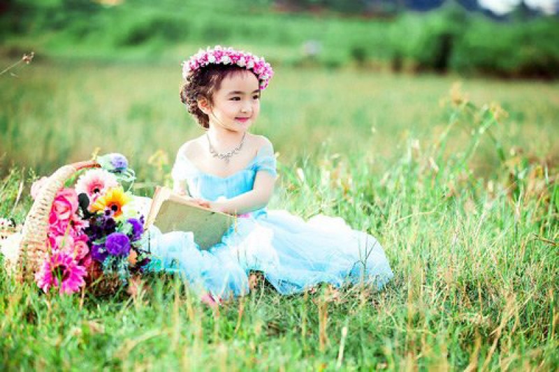 Đặt tên cho con gái họ Hoàng