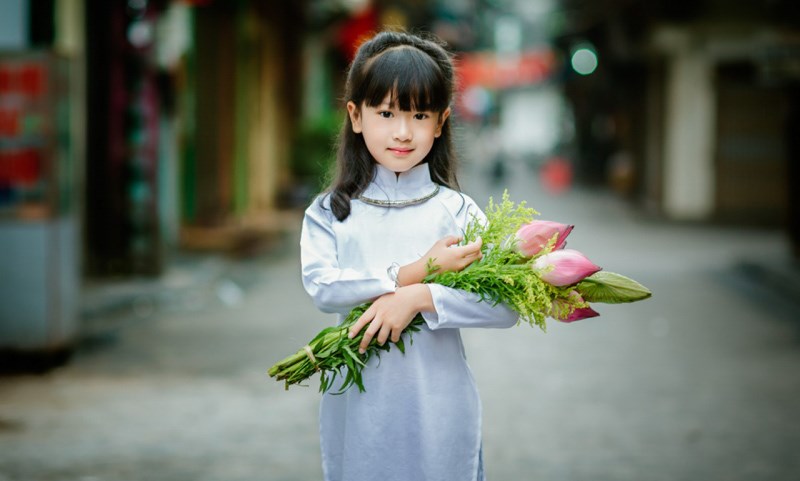 Tên con gái họ Hoàng