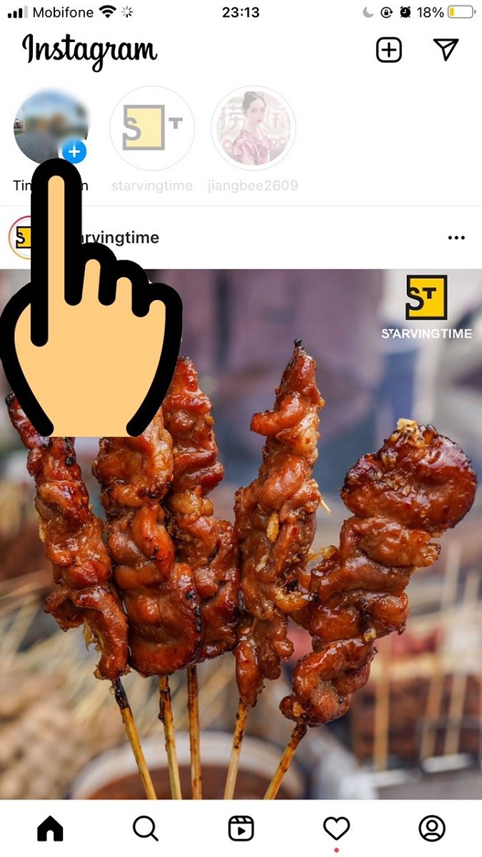 Nhấn v&agrave;o biểu tượng Camera