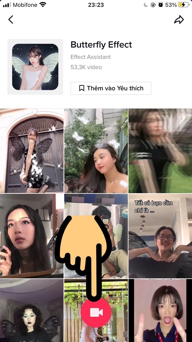 Nhấn nút quay phim màu đỏ