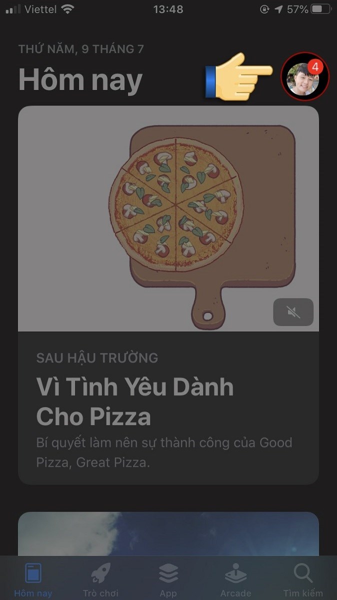 Vào Apple Store , Chọn biểu tượng tài khoản ở góc trên bên phải