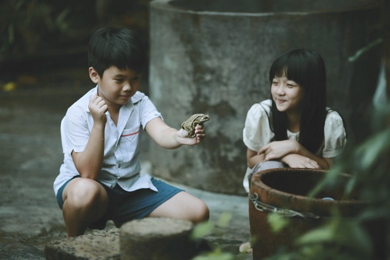 Tường và bé Mận trong phim